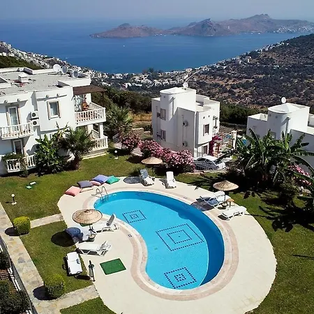 Holiday Gardens Villa